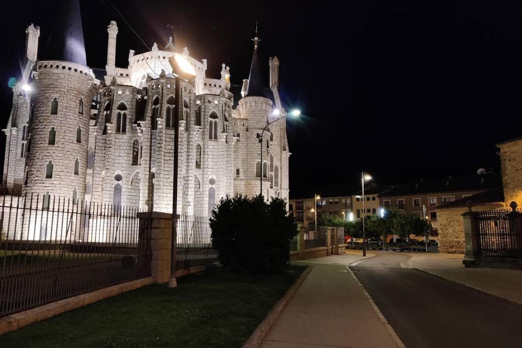 Los Sitios Apartment Astorga Exterior photo