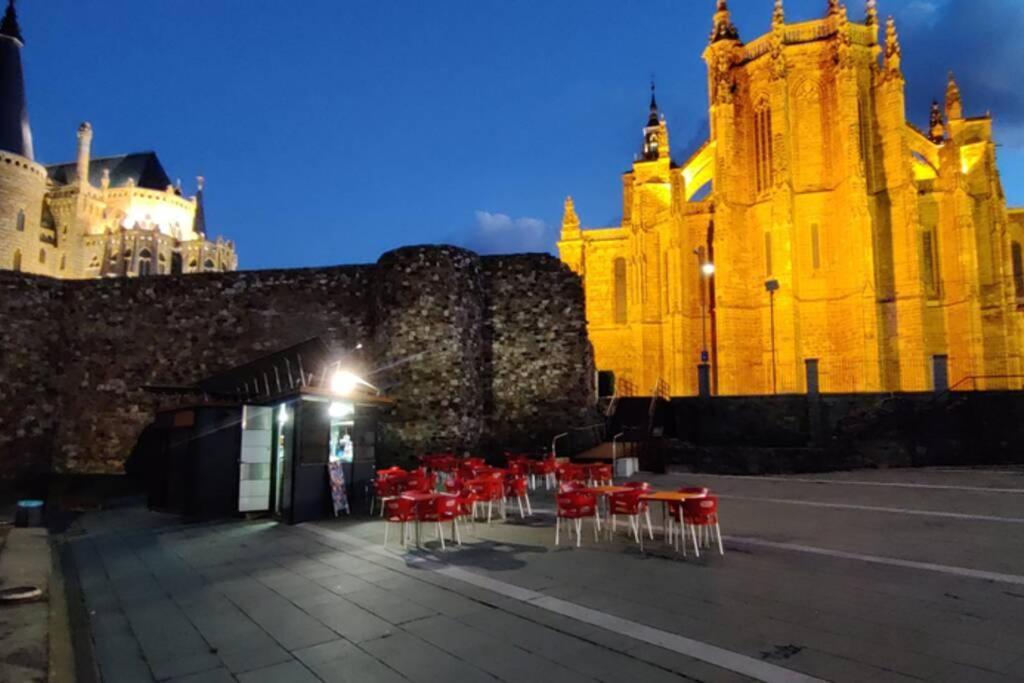 Los Sitios Apartment Astorga Exterior photo